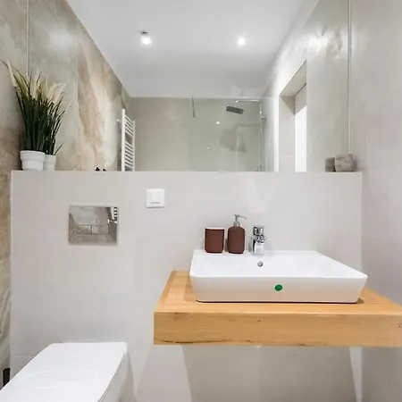 Soft Cloud 1br In Business Area Διαμέρισμα Βουκουρέστι