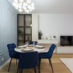 Apartment Soft Cloud 1br In Business Area