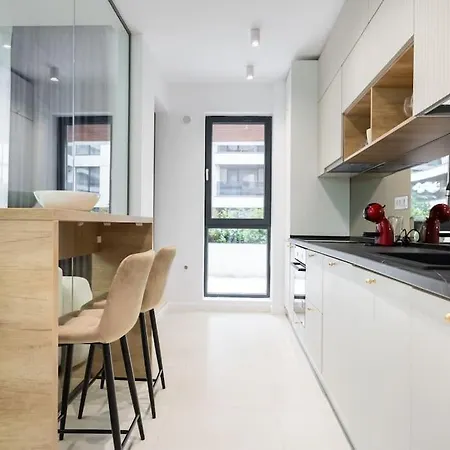 Soft Cloud 1br In Business Area Apartamento Bucarest