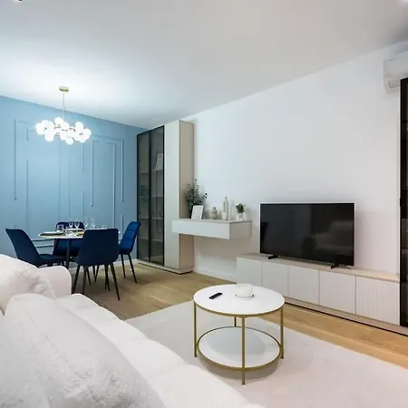 Soft Cloud 1br In Business Area Bukarest