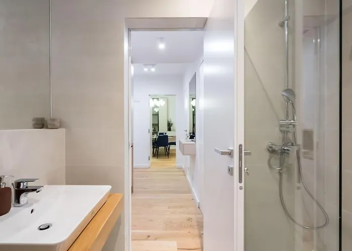 Soft Cloud 1br In Business Area Apartman Bukarest