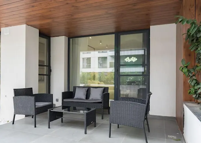 Soft Cloud 1br In Business Area