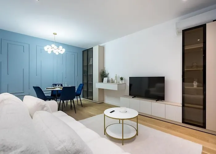 Soft Cloud 1br In Business Area Bucarest