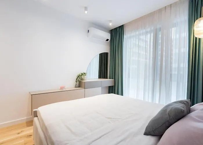 Soft Cloud 1br In Business Area * 布加勒斯特