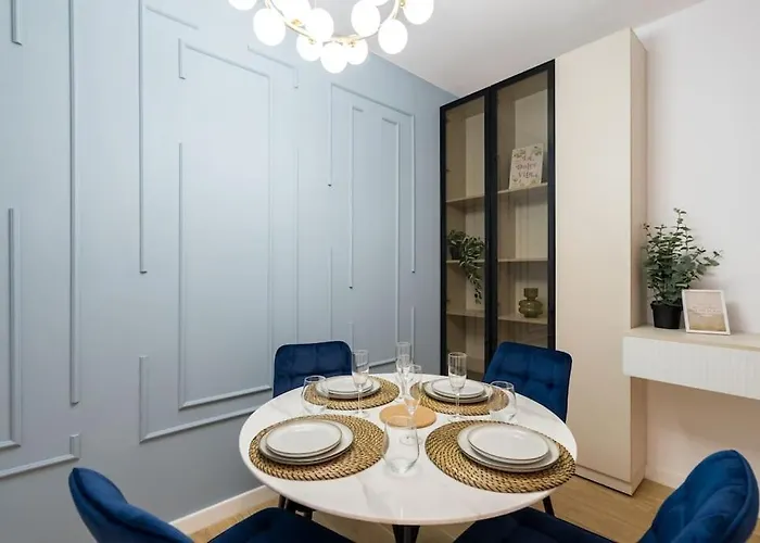 Soft Cloud 1br In Business Area