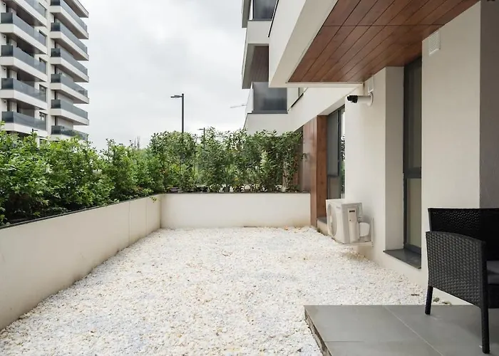 Soft Cloud 1br In Business Area Apartman *