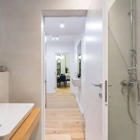 Soft Cloud 1br In Business Area Апартаменты Бухарест