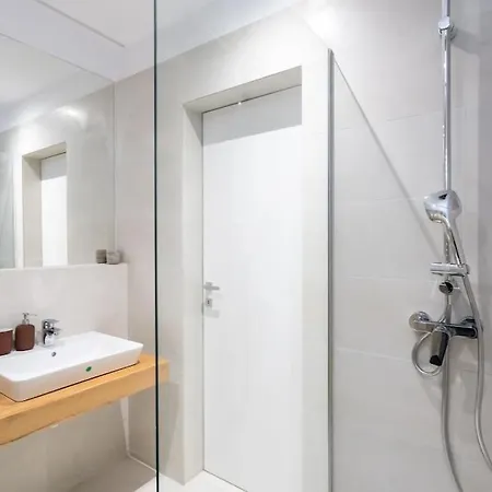 Soft Cloud 1br In Business Area شقة بوخارست
